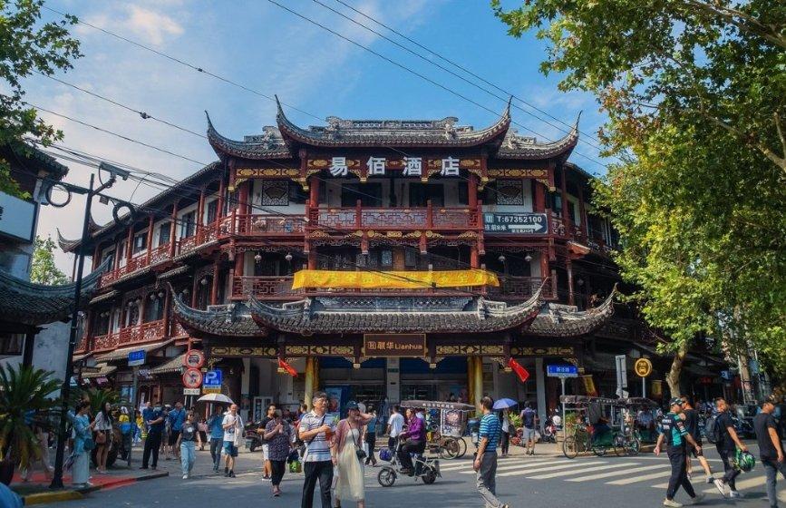 自主研发突破“卡脖子”技术