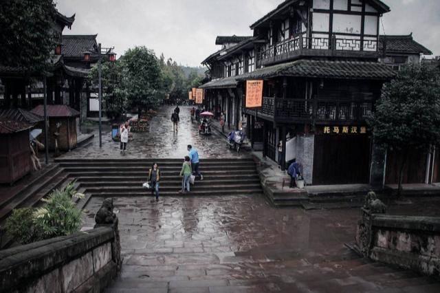 母亲和我们住在一起，要求她出一点生活费？可以吗？游戏画面