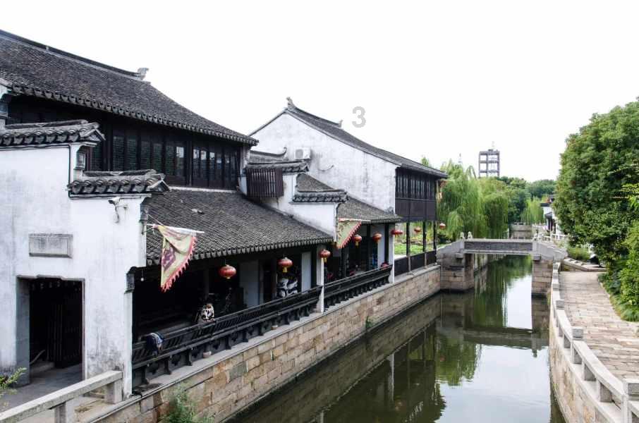 饭局结束后，领导对你说「这道菜没人动过，你打包带回去吧」如何回复？游戏画面